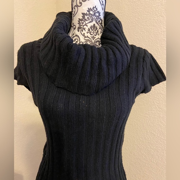 EXPRESS Black Cowl-neck Tunic Sweater - Picture 2 of 3
